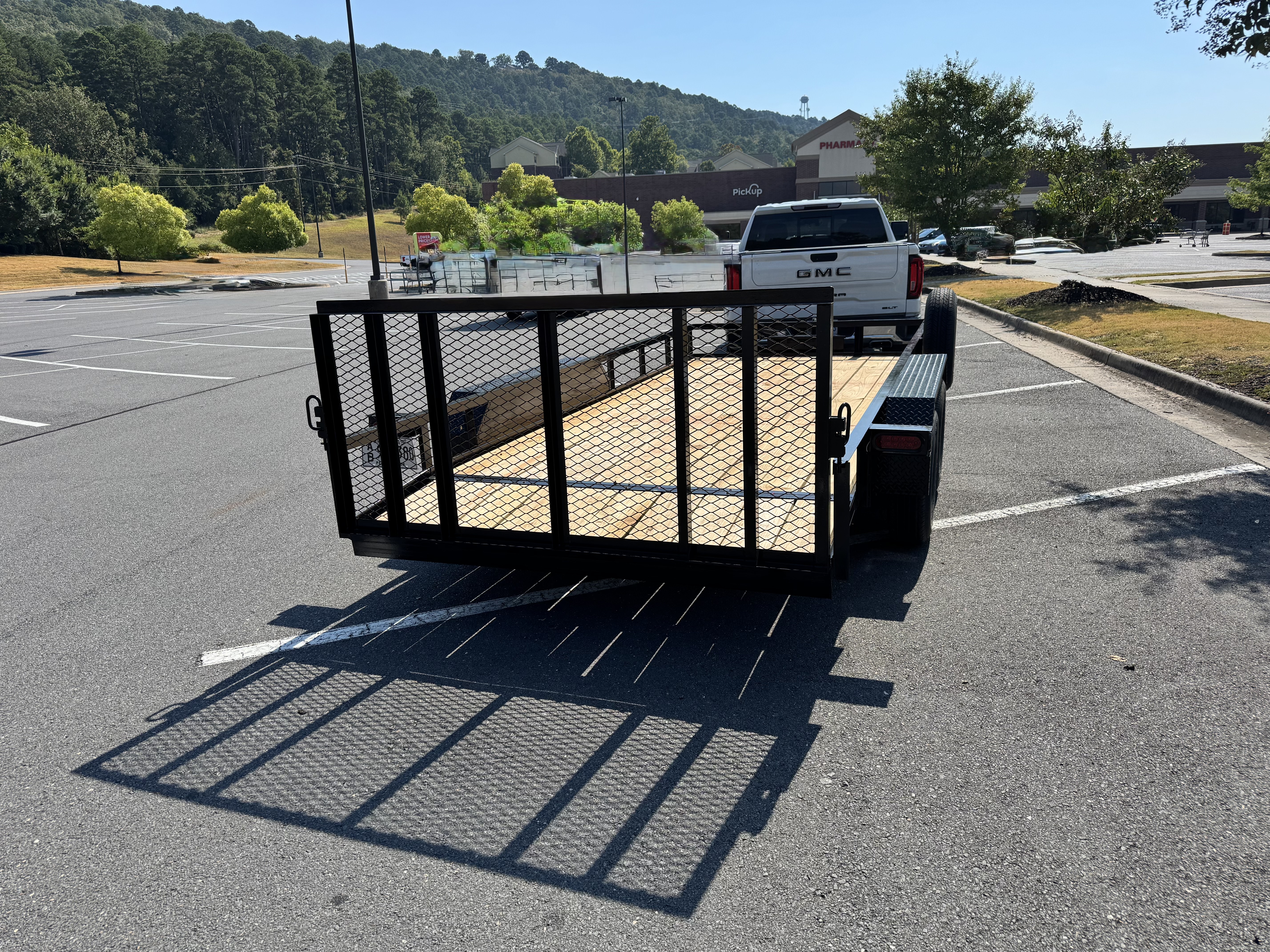 Rear gate
